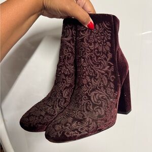 Jessica Simpson Elegant Velvet Ankle Boots